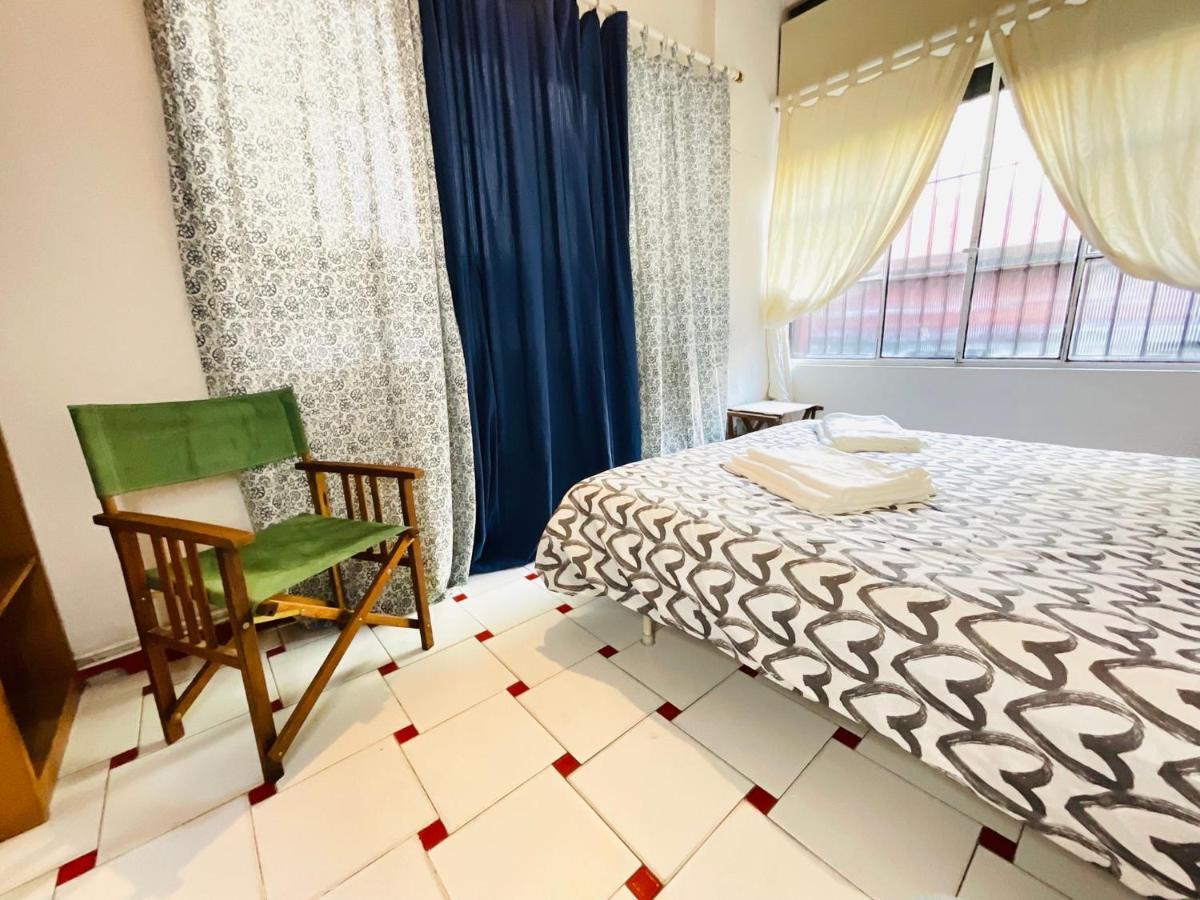 Apartment House In Navigli Center Mailand